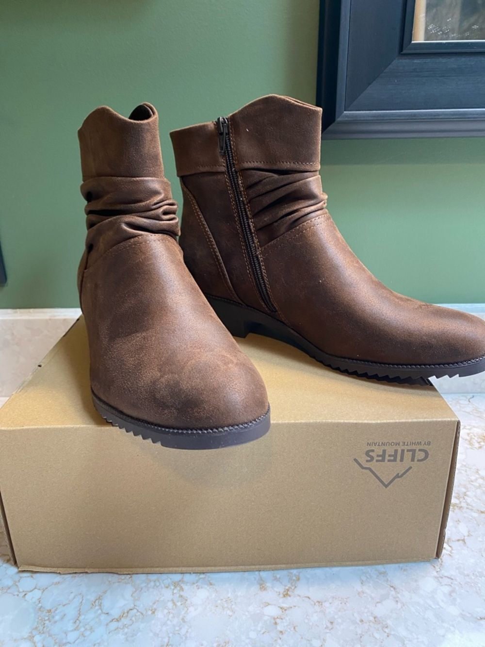 Cliffs by White Mountain Brown Suede Ankle Booties Ruched Side Zip Size (11M)